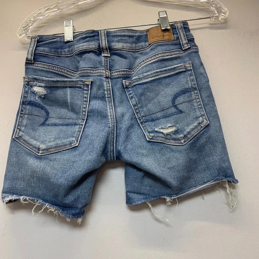 American Eagle MIDI Denim Shorts Women 2 Blue Excellent Distressed Lace Stretch